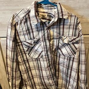 Ruff Hewn large button down long sleeve collared to-shirt. Needs ironed out